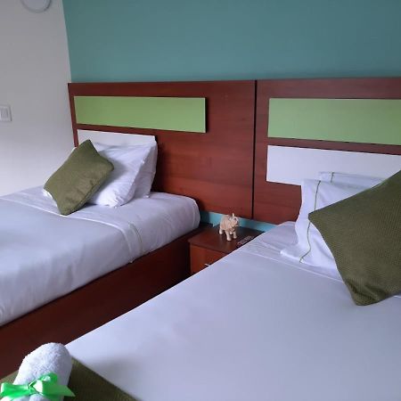 בוגוטה Hotel Victoria 26 מראה חיצוני תמונה