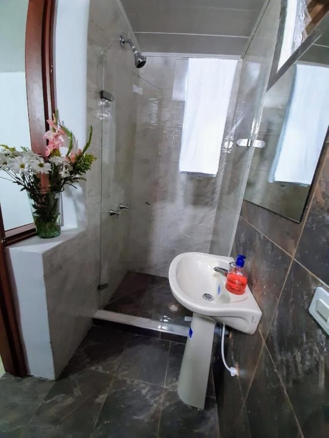 בוגוטה Hotel Victoria 26 מראה חיצוני תמונה